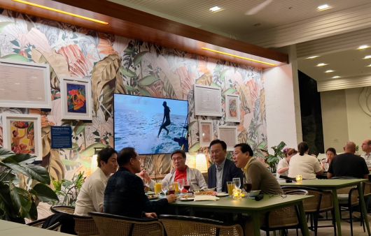 국민의힘 대선 선대위 유상범 단일화추진본부장, 김대식 대외협력본부장, 조광한 대외협력부본부장, 이성배 선대위 대변인이 19일 홍준표 전 대구시장의 선대위 합류를 설득하기 위해 미국 하와이에 도착, 홍 전 시장을 만나고 있다. 2025.5.19 [이성배 대변인 제공. 재판매 및 DB금지] [연합]