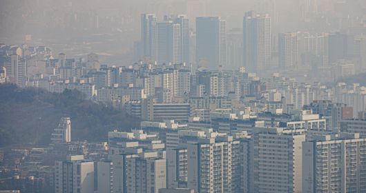 서울 중구와 성동구 일대 아파트 단지의 모습. [연합]