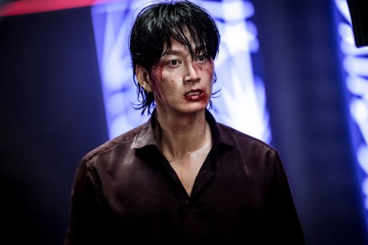 티빙 오리지널 드라마 ‘샤크: 더 스톰’ 이현욱 [티빙 제공]