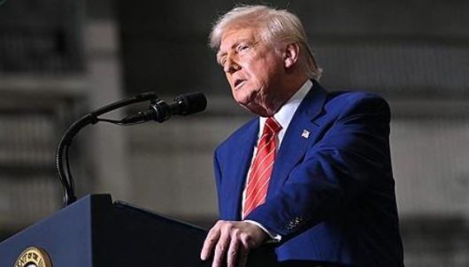 US스틸 공장에서 연설하는 미국 도널드 트럼프 대통령. [연합]