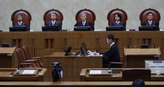 조희대 대법원장을 비롯한 대법관들. [연합]