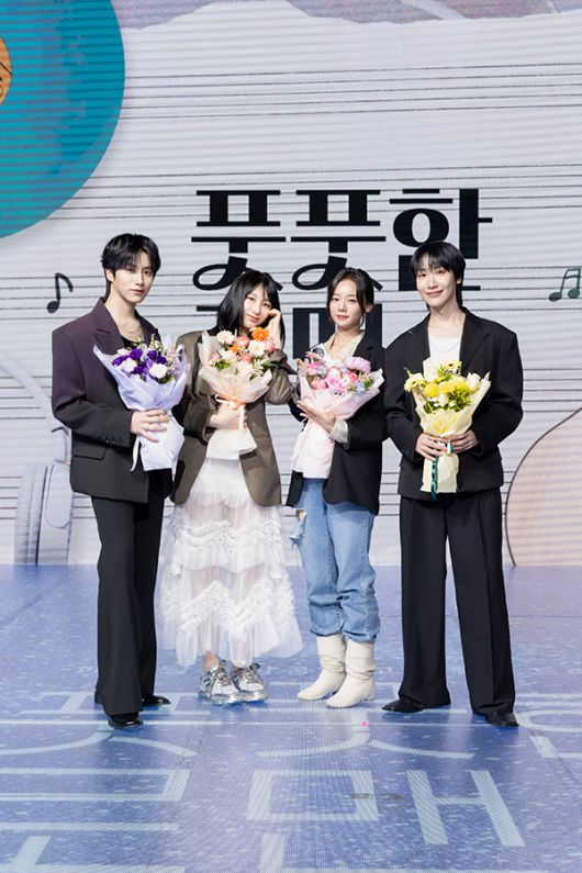 ‘풋풋한 로맨스’