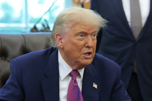 도널드 트럼프 미국 대통령이 10일(현지시간) 워싱턴 DC 백악관 집무실에서 자연재해 대비에 관한 연설을 하고 있다. [게티이미지]