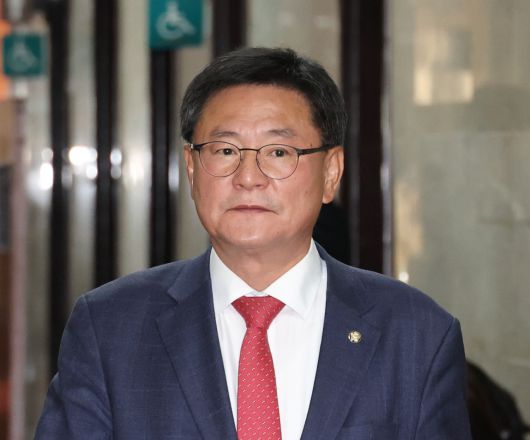 국민의힘 차기 원내대표 선거 출사표를 던진 4선의 이헌승 의원 [연합]