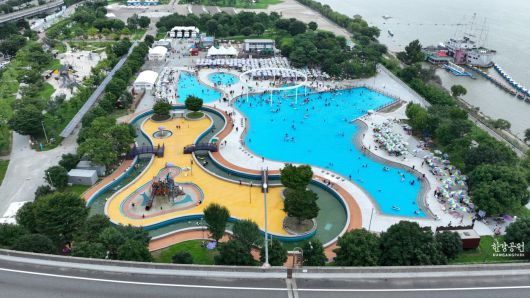 뚝섬 한강 수영장. [서울시 제공]