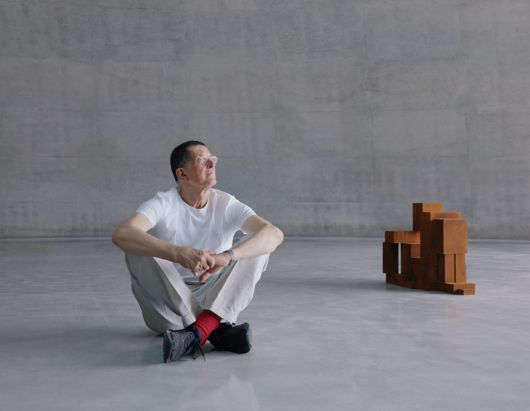 전시장에서 만난 조각가 안토니 곰리. [뮤지엄 산]