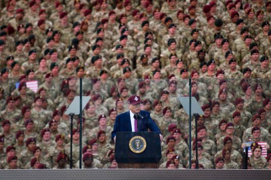 도널드 트럼프 미국 대통령이 지난 10일 미 육군 250주년 기념 행사에서 연설을 하고 있다. [AFP]