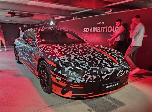 ‘콘셉트 AMG GT XX’의 첫 번째 양산형 모델명 ‘AMG C590’ 외관. 독일 아팔터바흐=서재근 기자