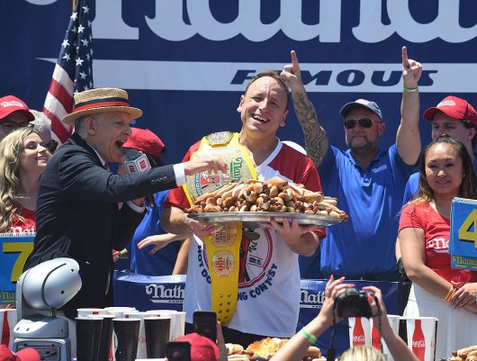 2025 네이선스 핫도그 먹기대회 우승자 체스트넛 [게티이미지]