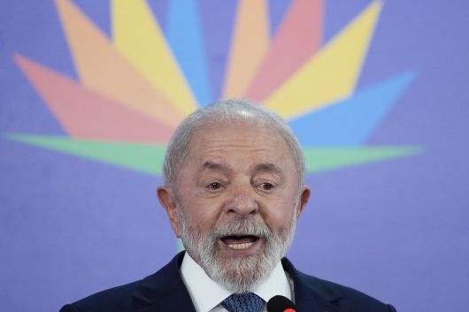 루이스 이나시우 룰라 다시우바 브라질 대통령이 7일(현지시간) 리리우데자네이루에서 진행된 17차 브릭스 정상회의에서 연설하고 있다. [AP]