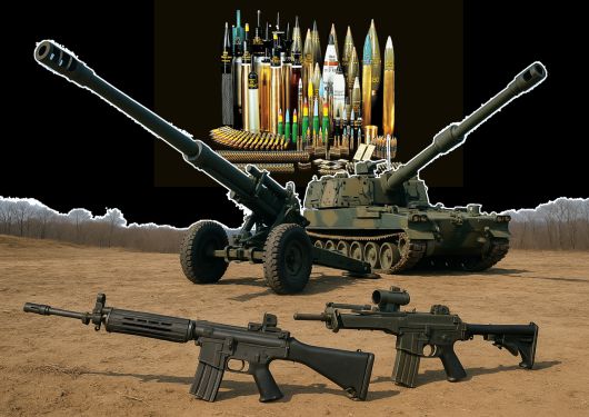 풍산이 생산하는 각종 탄약과 주요 국군이 사용하는 무기들. [풍산 홈페이지·챗GPT를 사용해 제작함·신동윤 기자 정리]