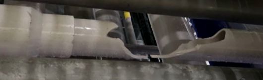 사고가 발생한 반도체 폐수 배관.[대전방송 캡처 화면]