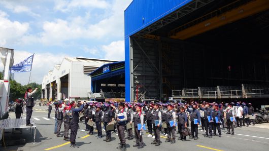 지난달 26일 오후 HD현대중공업 노조가 사업장에서 파업을 벌이고 있다. [HD현대중공업 노조 홈페이지 갈무리]