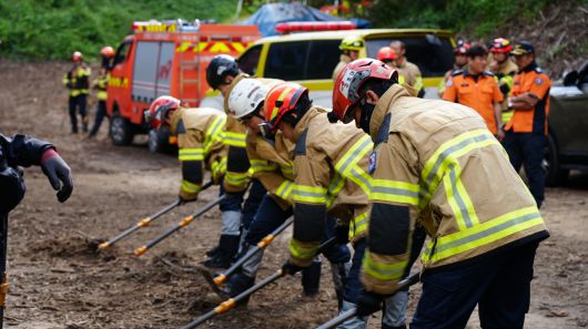경상북도 소방본부가 10월 1일까지 봉화군 목재문화체험장 일대에서 ‘119산불 신속대응팀 특별교육’을 진행한다[경북 소방본부 제공]