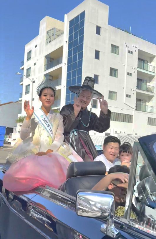 최리아 대표와 영화배우 한지일