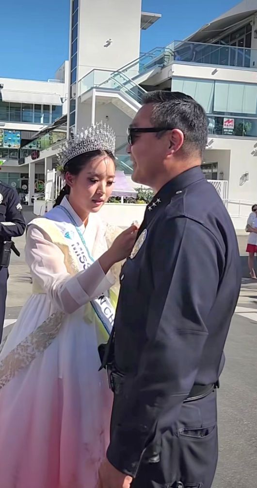 최리아 대표와 도미니크 최