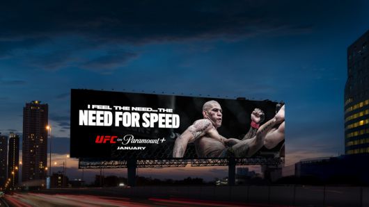 알렉스 페레이라를 내세운 UFC X 파라마운트 광고탑 [UFC 제공]