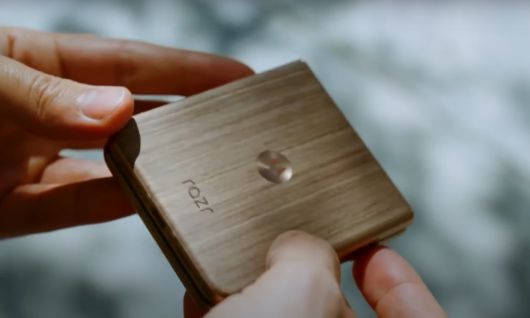 모토로라의 폴더블폰 ‘레이저 60 울트라’ [유튜브 채널 ‘Ulmer Washington’ 캡처]