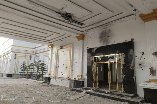 태국 군의 공격으로 피해를 입은 카지노 모습 [캄보디아 국영 언론 프레시 뉴스]