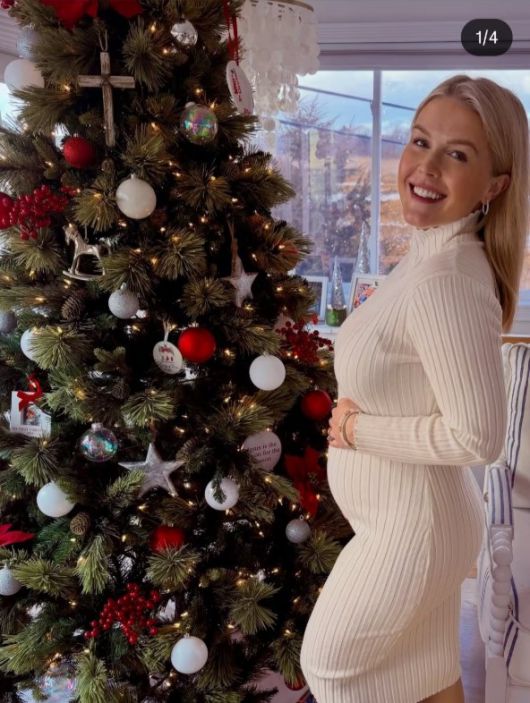 둘째 임신 소식을 전한 역대 최연소 백악관 대변인 캐롤라인 레빗 [레빗 인스타그램 캡처]