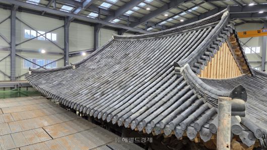 보수 중인 미황사 대웅전 [내부 공사 촬영 허가 받았음]