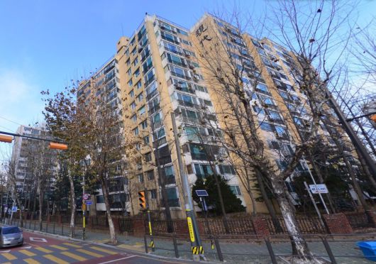 지난 12월 10일 개포현대4차아파트 소규모재건축정비사업조합은 소규모 재건축 공사도급계약을 체결했다. [네이버지도 거리뷰 캡처]