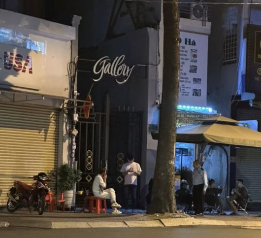 2023년 7월 호찌민 경찰은 한국인 업주 2명을 성매매 알선 혐의로 검거하면서 이들이 운영하던 호찌민 식당 사진을 공개했다. [호찌민 경찰]