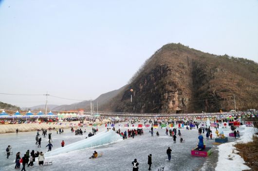 안동암산얼음축제 현장.[안동시청 제공]
