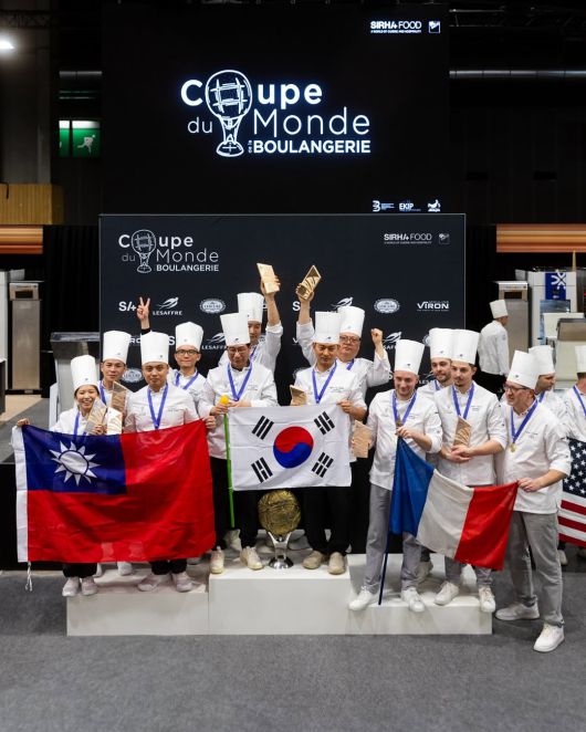 대회 수상팀들이 기념촬영을 하고 있다. [Coupe du Monde de la Boulangerie]