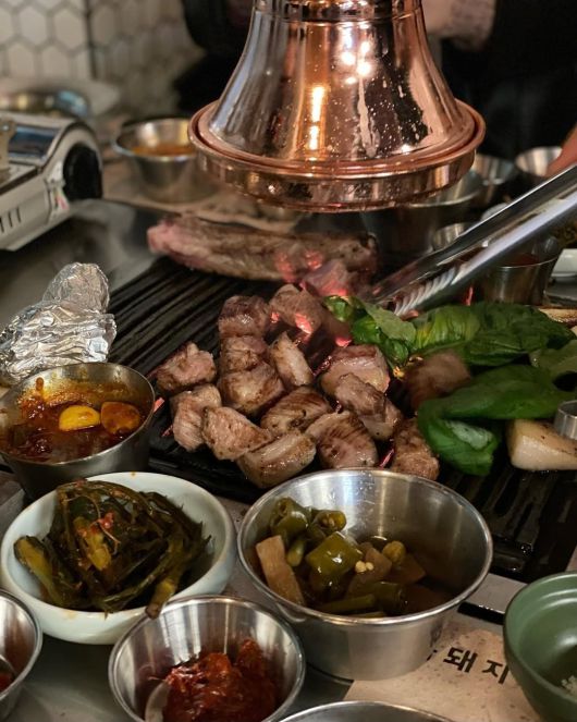 금돼지식당 제공