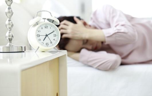 추운 아침에 반복되는 두통과 어지럼증...혹시 ‘전정편두통’? [코/목/귀 상담소] : ZUM 뉴스