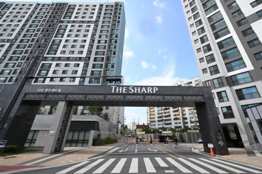 충북 청주시 흥덕구 '더샵 청주센트럴' 문주 모습 (사진=강민석 기자)