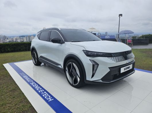 르노코리아 세닉 외관. 사진=김다정 기자