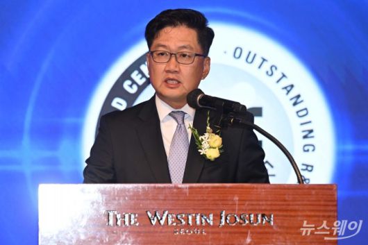 류광준 과학기술정보통신부 과학기술혁신본부장이 9일 오후 서울 중구 웨스틴조선 호텔에서 열린 2025년 상반기 우수기업연구소 지정서 수여식에서 축사를 하고 있다. 사진=강민석 기자 kms@newsway.co.kr
