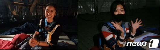 유튜버 조해영씨(왼쪽)과 임소영씨가 7일 서울 잠실 롯데월드타워 534m 높이 루프존에 마련된 '비박존'에서 1박 숙박 준비를 하며 소감을 말하고 있다.2020.8.7/뉴스1© 뉴스1 최동현 기자