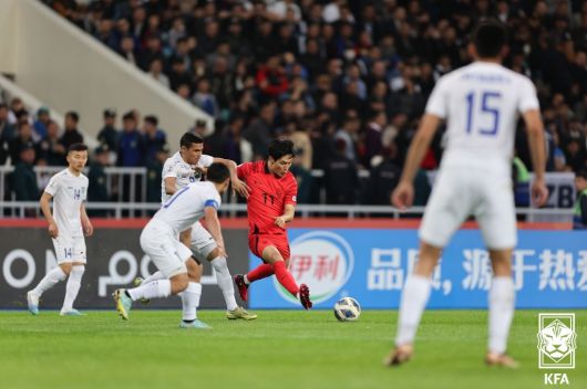한국-우즈벡 경기 모습(대한축구협회 제공)