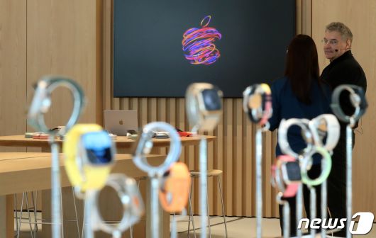 29일 오전 서울 강남구 애플스토어 강남점에서 미디어 프리뷰 행사가 진행되고 있다. 2023.3.29/뉴스1 ⓒ News1 김진환 기자