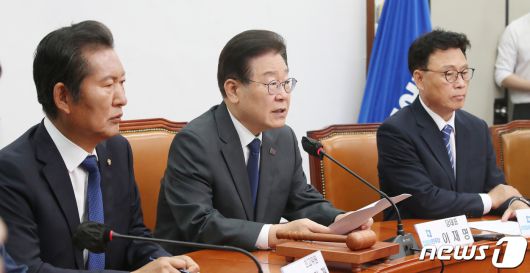 뉴스1