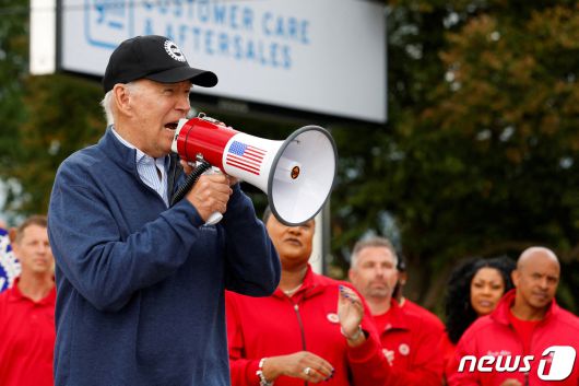 위 모습을 확대한 사진.  ⓒ 로이터=뉴스1 ⓒ News1 김기성 기자