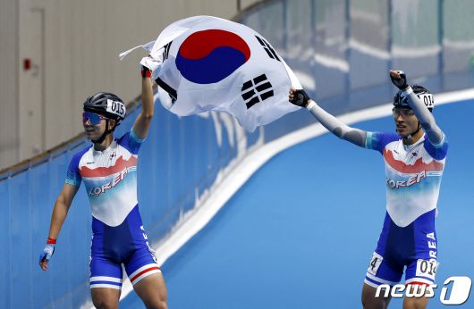 뉴스1