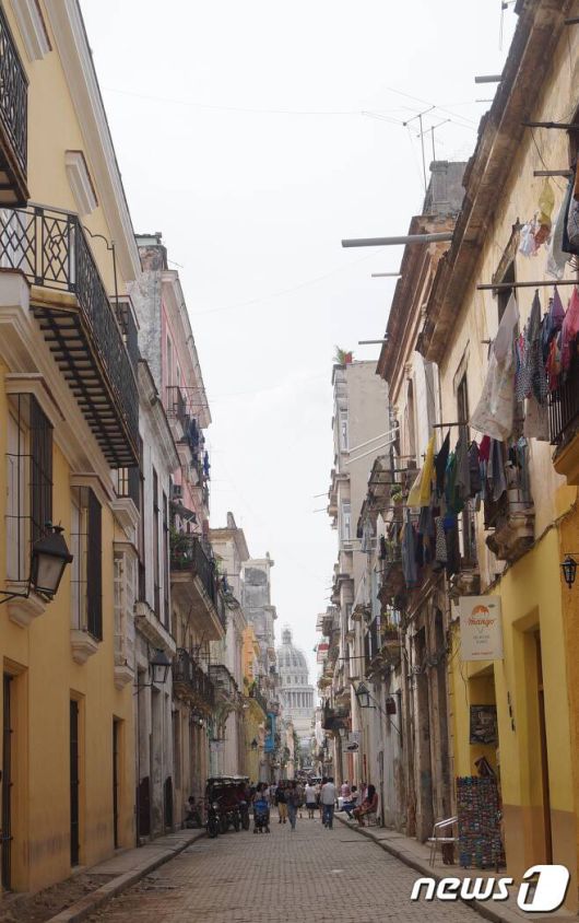 쿠바 아바나 도심 골목 2017.11 ⓒ 최종일 기자=News1