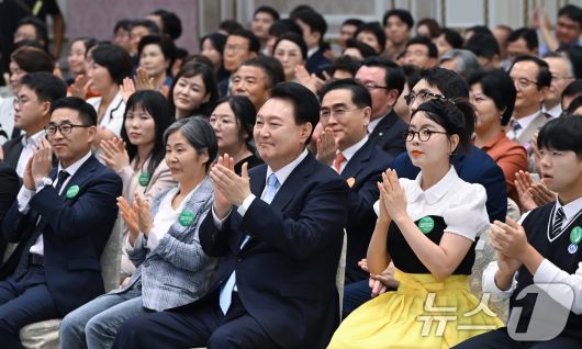 뉴스1
