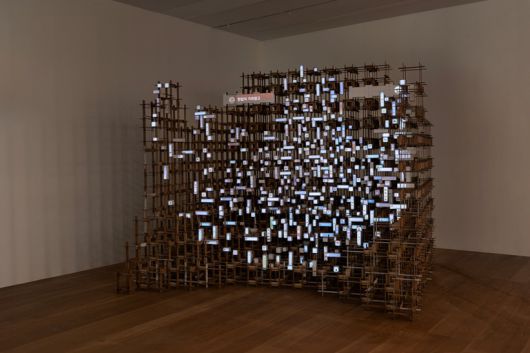 송예환 '정지된 정보의 바다' 2024. 송은 제공.