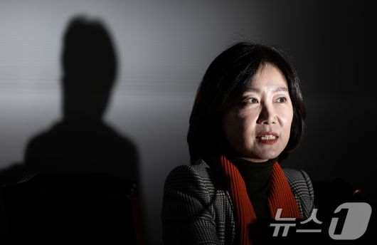 허은아 개혁신당 대표가 20일 오후 서울 여의도 국회에서 열린 개혁신당 창당 1주년 기자회견에서 취재진 질문에 답변하고 있다. 2025.1.20/뉴스1 ⓒ News1 이재명 기자