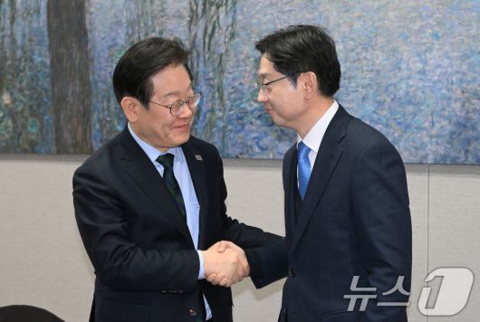뉴스1