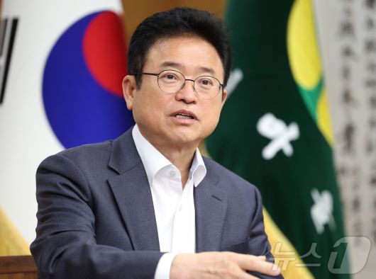 뉴스1