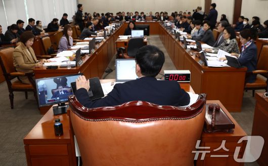 뉴스1