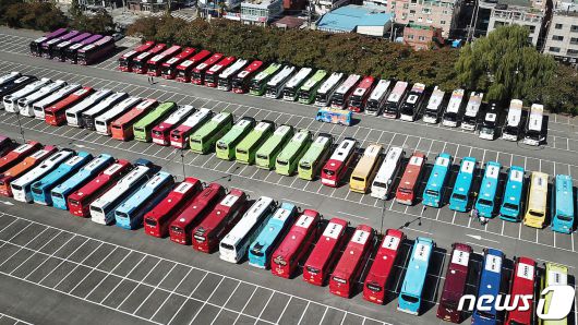 전세버스(사진은 기사와 관련 없음)ⓒ News1 DB