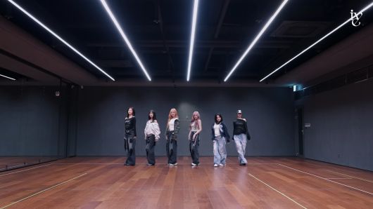 아이브가 안무 연습 영상.