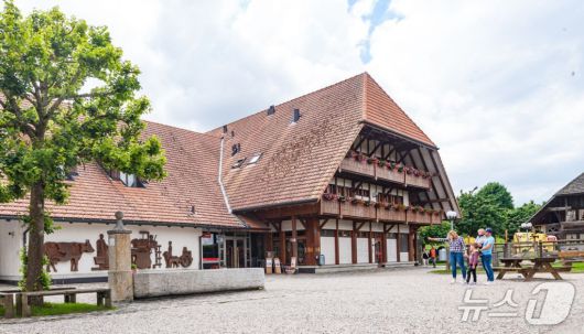 에멘탈 치즈 공방(스위스정부관광청 제공)